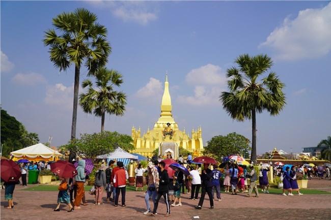 Lễ hội Thatluang - bản sắc văn hóa tín ngưỡng lớn nhất trong năm của người dân Lào (13/11/2024)